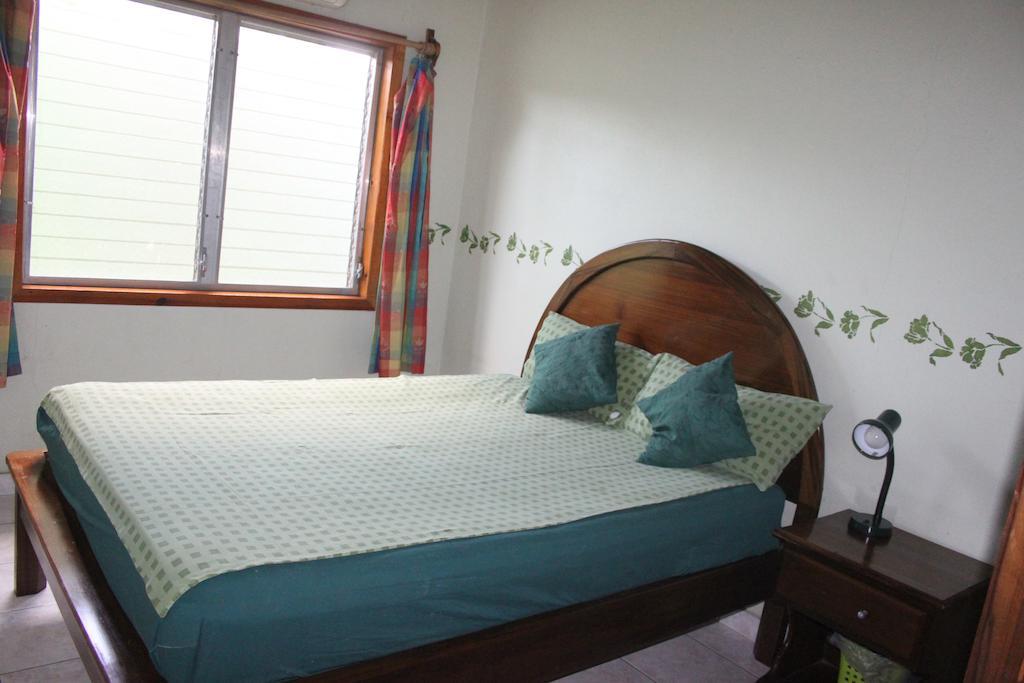 Rainbow Village La Ceiba Rom bilde